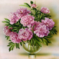 Без бренда «Пионы в круглой прозрачной вазе (20шт)» в Иркутске