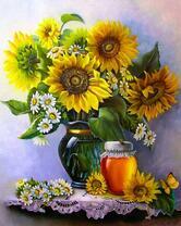 Букет подсолнухов и мёд