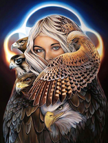 Милая девушка и орлы