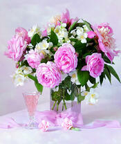 Без бренда «Нежный букетик с розами и настойка» в Иркутске